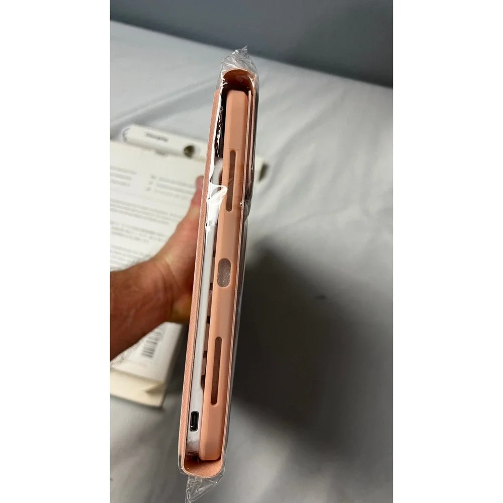 Pink Wireless Keyboard Case for iPad 10th Gen 10.9 Inch 360 Rotating Folio Cover